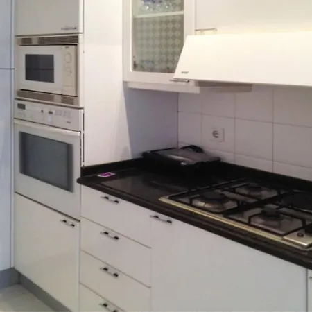 Casa De Da Zezinha * Costa de Caparica